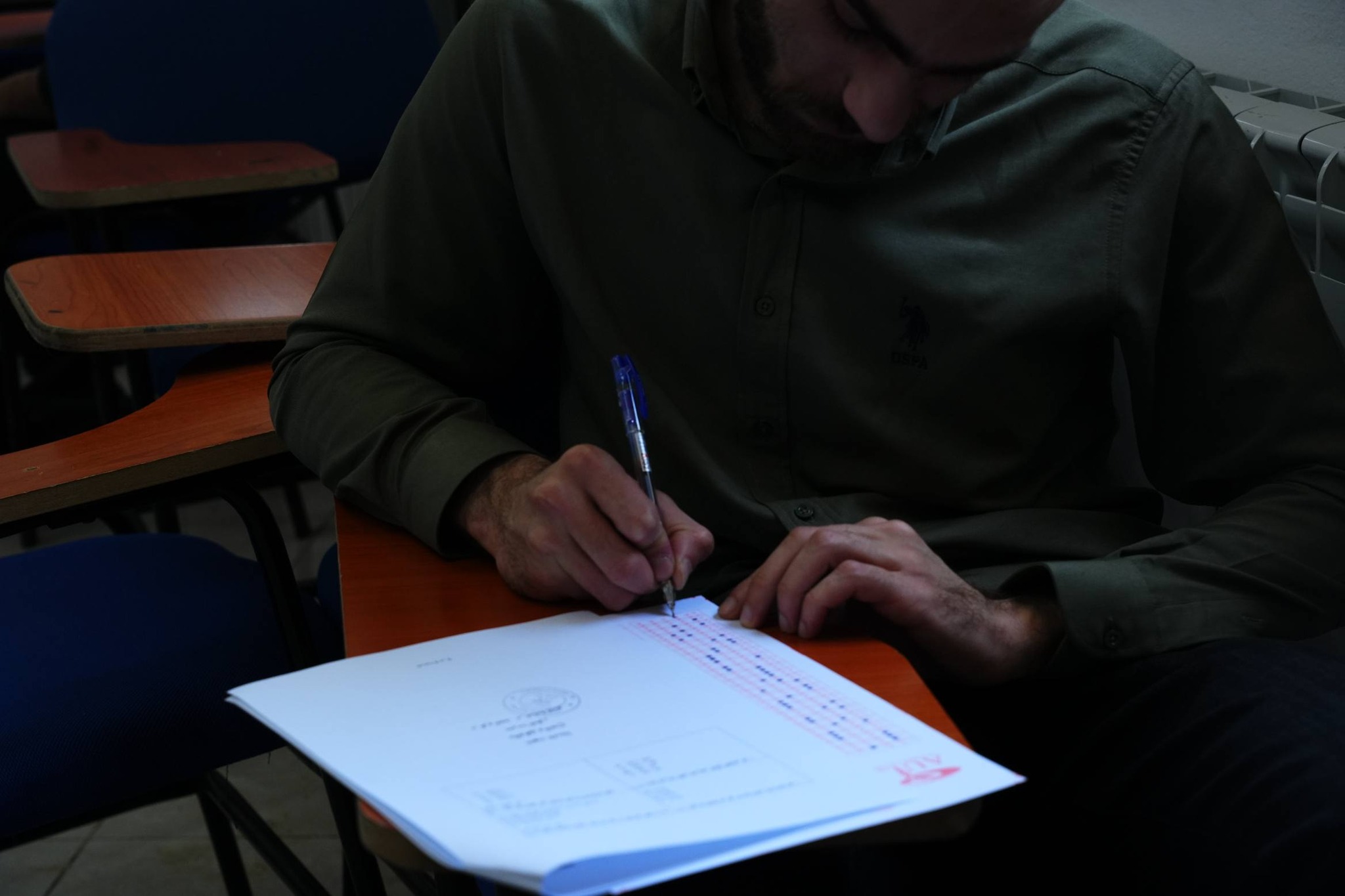 جانب من بداية الامتحانات النظرية للفصل الربيعي في جامعة الأندلس الخاصة للعلوم الطبية اليوم 2 / 6 / 2026