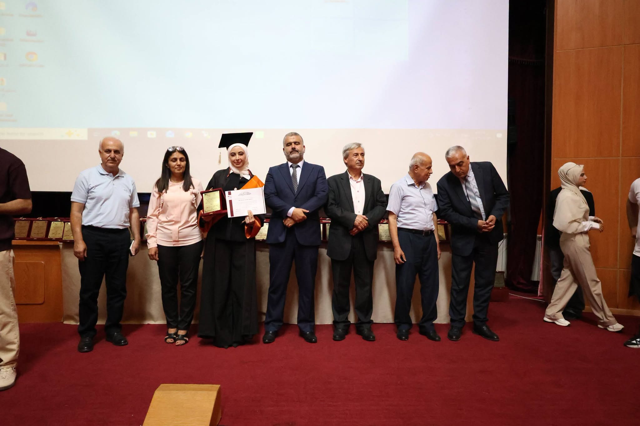 جامعة الأندلس الخاصة للعلوم الطبية تعلن أسماء أوائل خريجي كلية الطب البشري للعام الدراسي 2024/2025