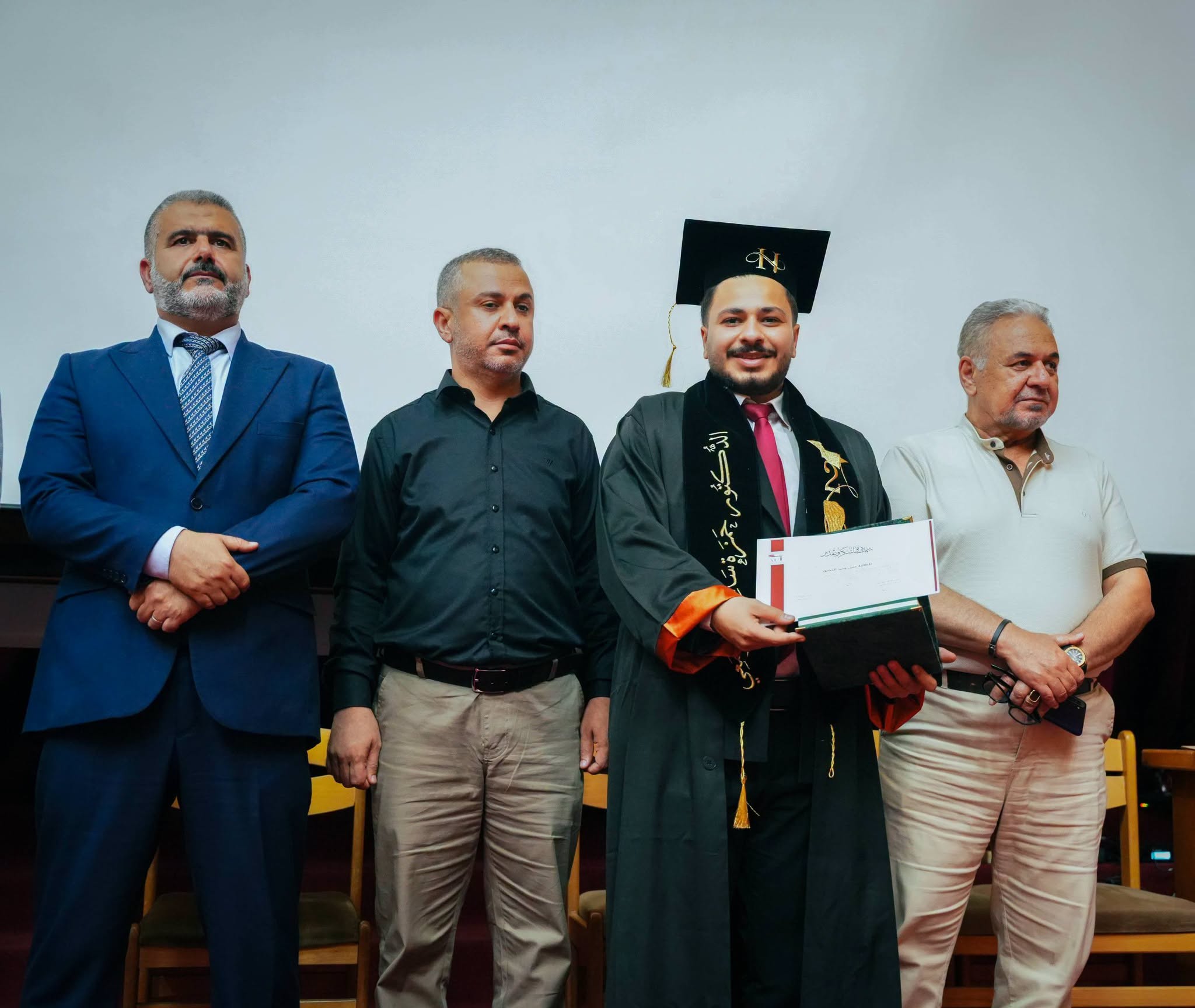 جامعة الأندلس الخاصة للعلوم الطبية تعلن أسماء أوائل خريجي كلية طب الأسنان للعام الدراسي 2025/2026