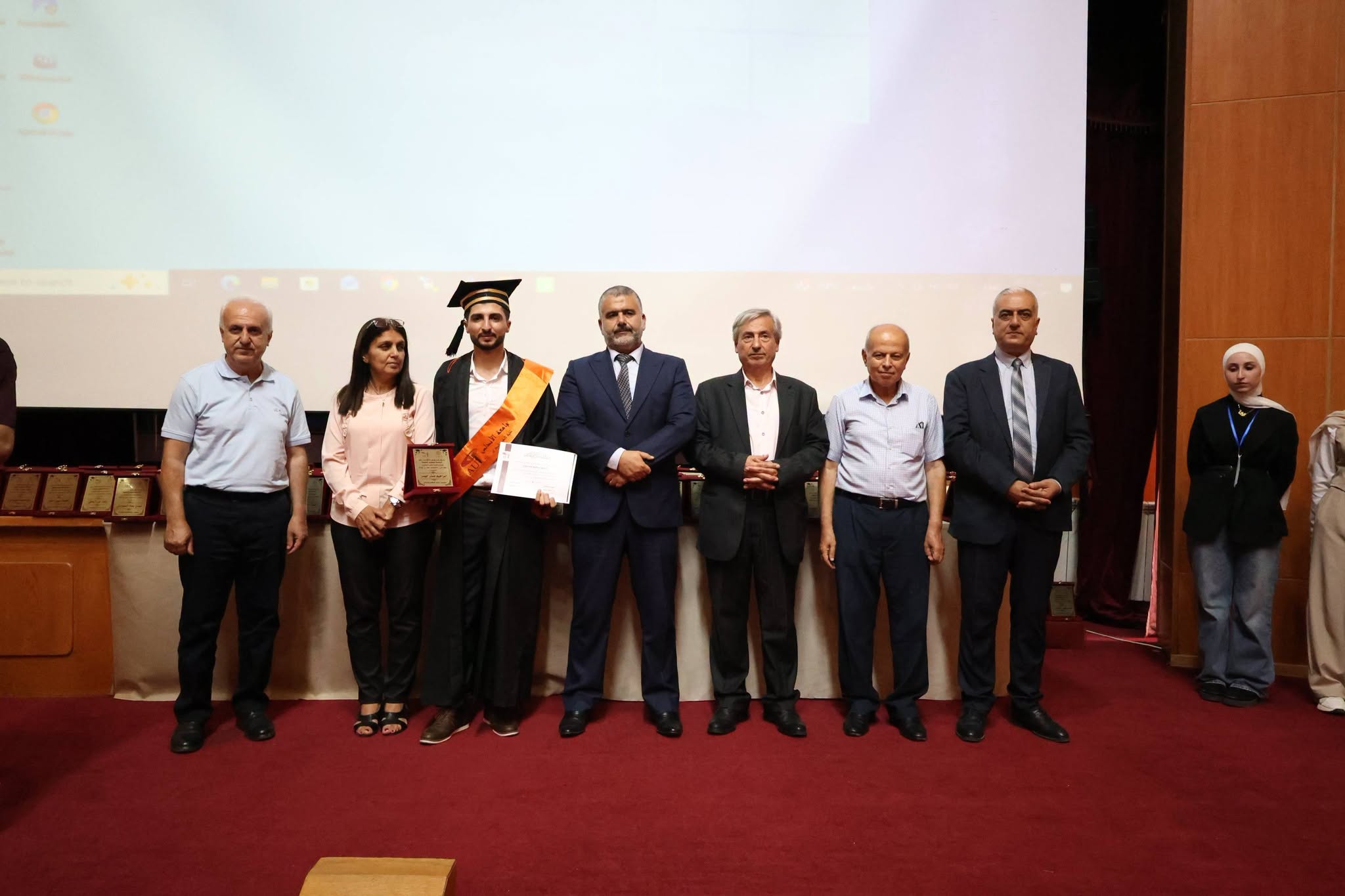 جامعة الأندلس الخاصة للعلوم الطبية تعلن أسماء أوائل خريجي كلية الطب البشري للعام الدراسي 2024/2025