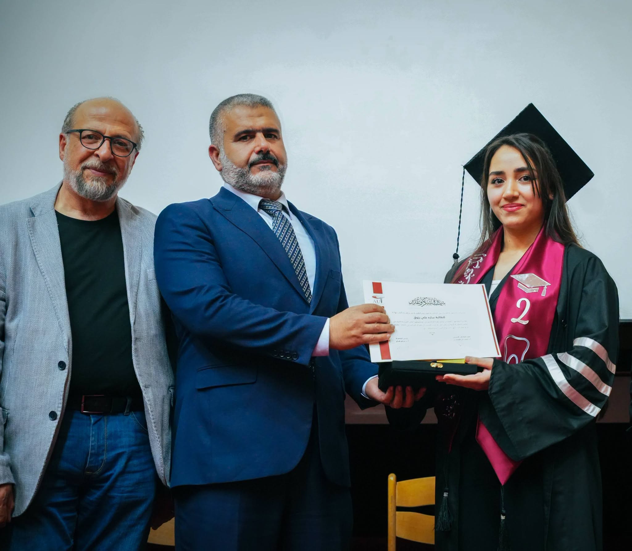 جامعة الأندلس الخاصة للعلوم الطبية تعلن أسماء أوائل خريجي كلية طب الأسنان للعام الدراسي 2025/2026