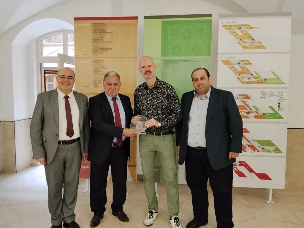 جامعة الأندلس وجامعة طرطوس تبحثان آفاق التعاون الأكاديمي مع جامعة بازماني بيتر الكاثوليكية في بودابست