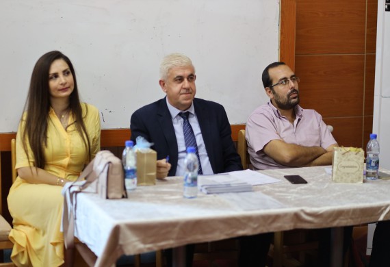 مناقشة مشاريع التخرج في كلية طب الأسنان للعام الدراسي 2021-2022