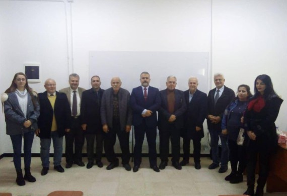 عقدت كلية إدارة المشافي جلستها التحضيرية لمناقشة المحاور المقترحة للدورات التدريبية لمدراء المشافي