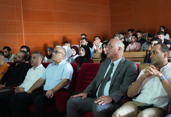 يوم علمي في كلية طب الأسنان على هامش المؤتمر العلمي الأول لكلية الهندسة الطبية