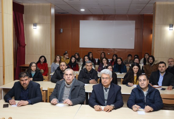 دورة تدريبية حول المهارات الإدارية للعاملين في جامعة الأندلس تقيمها كلية إدارة المشافي