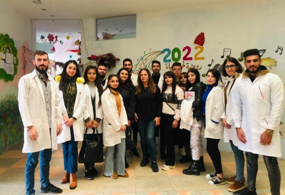 زيارة طلاب السنة الرابعة في كلية التمريض لروضة لحن الحياة