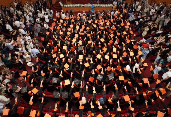 حفل تخرج طلاب كلية الصيدلة للعام الدراسي 2020-2021