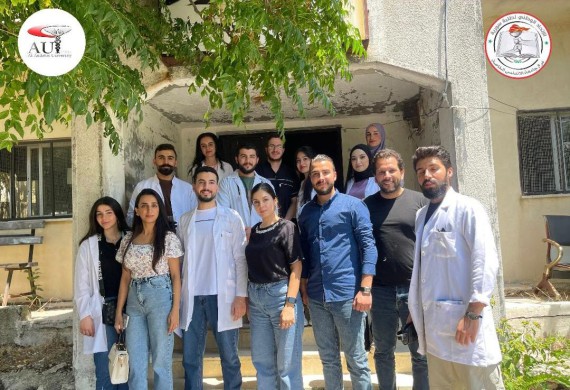 زيـارة الفريــق الطـلابـي الطبـي التطـوعـي إلى المركـز الصحـي في قريــة الديّ المجـاورة لجامعـــة الأندلـس الخاصـة للعلــوم الطبيّــة