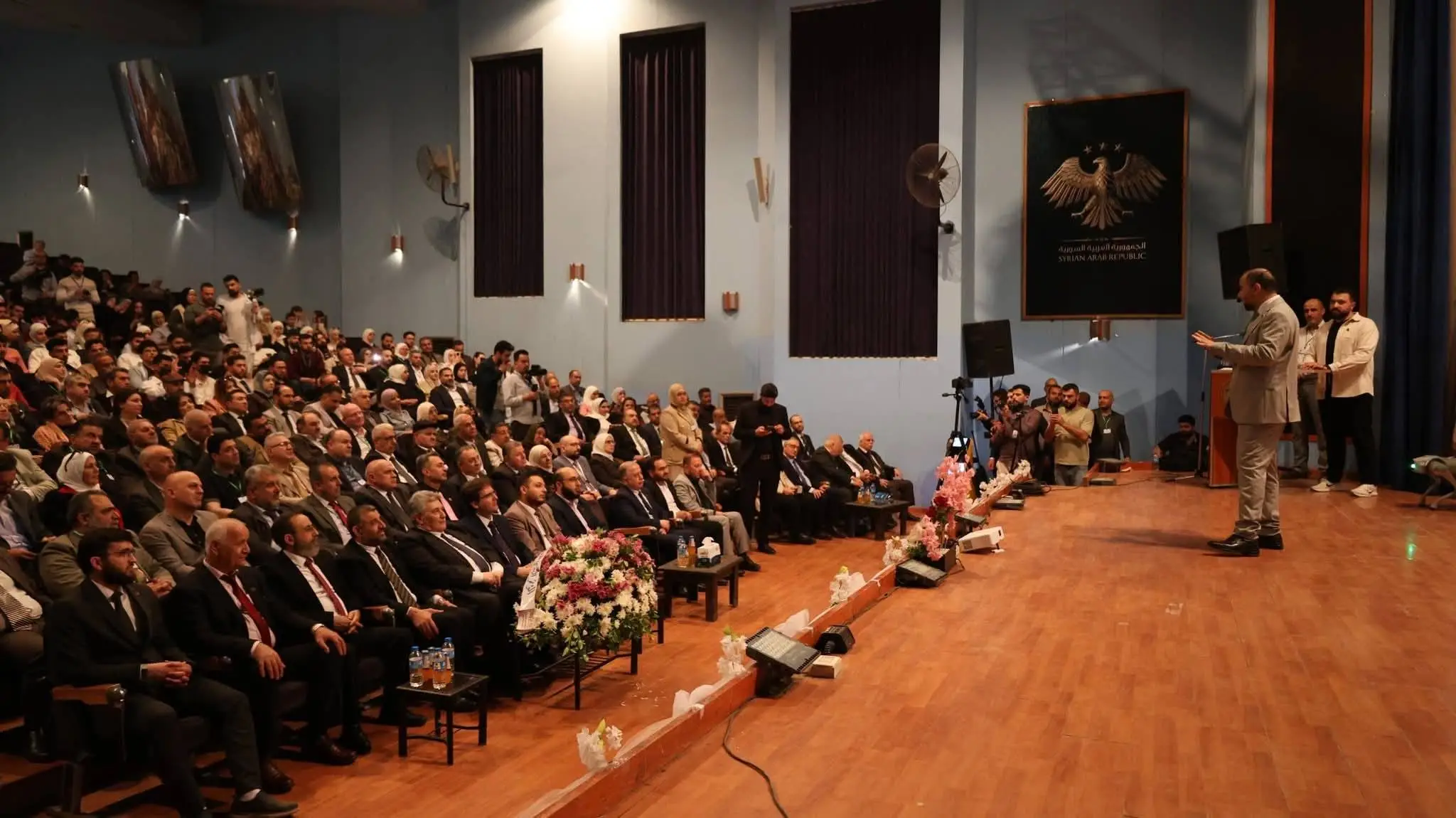كلية الهندسة الطبية في جامعة الأندلس تشارك ببحث علمي مشترك في المؤتمر الدولي الأول للتعليم الهندسي المدعوم بالذكاء الاصطناعي بجامعة حماة