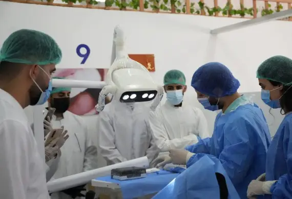 تدرّب الطلاب في مقرر زرع الأسنان على أحدث التقنيات العالمية بدءًا من التشخيص والتخطيط باستخدام CBCT