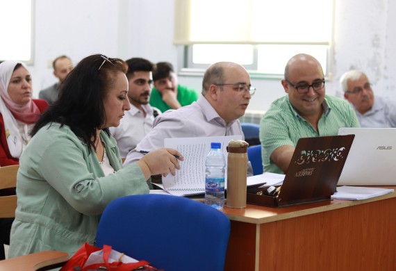 مناقشة مشاريع التخرج لطلاب كلية الهندسة الطبية للعام الدراسي2022-2023