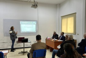 عقدت كلية إدارة المشافي جلستها التحضيرية لمناقشة المحاور المقترحة للدورات التدريبية لمدراء المشافي