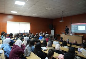 من محاضرات اليوم الأول للمؤتمر السنوي لاتحاد الأطباء العرب في أوروبا المؤتمر الدولي الطبي