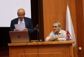 إقامة ندوة لعرض نتائج  لجنة الاعتمادية المُشكلة لتقييم كلية الطب البشري