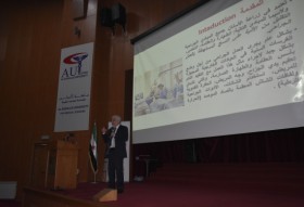 افتتاح دورة في كلية طب الأسنان بعنوان أساسيات في زرع الأسنان