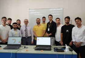 ورشات تدريبية متقدمة في تقنيات CBCT والتصميم الرقمي لطلاب كلية طب الأسنان بجامعة الأندلس
