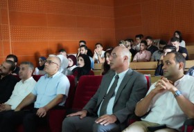 يوم علمي في كلية طب الأسنان على هامش المؤتمر العلمي الأول لكلية الهندسة الطبية