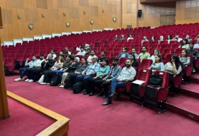 محاضرات علمية في كلية الهندسة الطبية بعنوان مجالات العلاج الحراري للأورام وتصميم قمصان الأطراف الاصطناعية و معالجة الأورام بتقنية البروتون