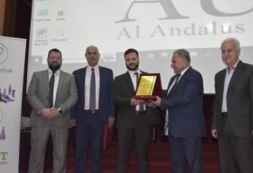 افتتاح دورة في كلية طب الأسنان بعنوان أساسيات في زرع الأسنان