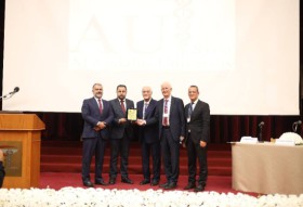 افتتح في جامعة الأندلس الخاصة للعلوم الطبية اليوم ٢٧/١٠/٢٠٢٥ المؤتمر السنوي ال٣٥ لاتحاد الاطباء العرب المؤتمر الدولي المشترك العاشر بعنوان (الجديد في الطب المعاصر)