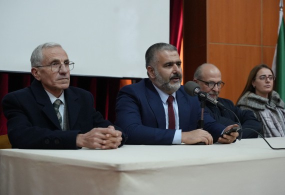 News: ضمن برنامج لقاءات إدارة الجامعة مّع الطلاب المستجدين عقد اليوم الأحد لقاء تعريفي مع طلاب السنة الأولى في مدرج الجامعة الكبير.